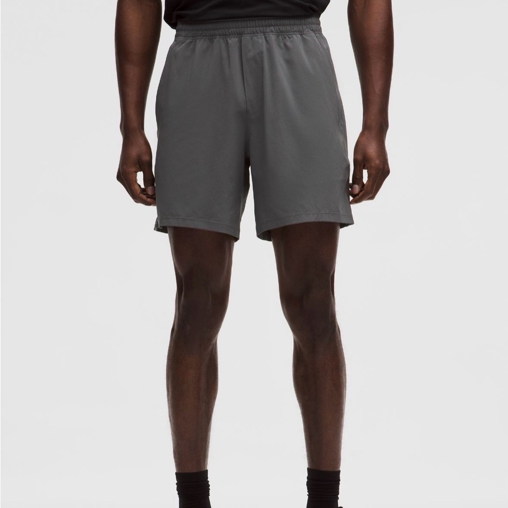 Lululemon Men’s “Pace Breaker” Short 7” Linerless (M) *BESTSELLER*